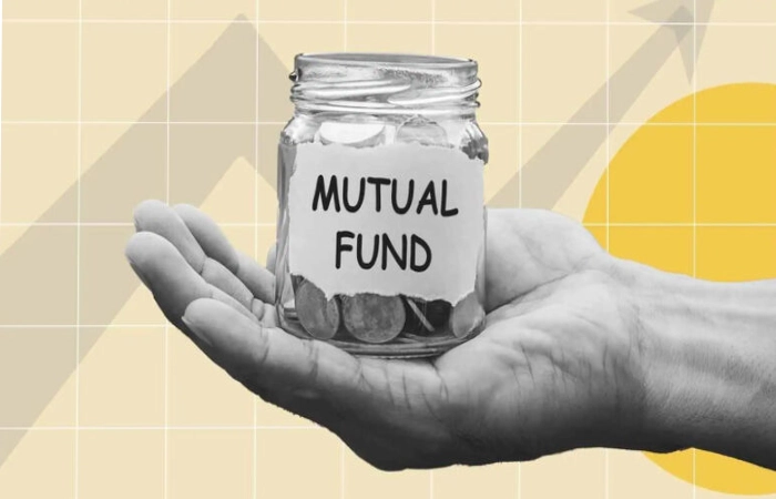 what is mutual fund comparison
